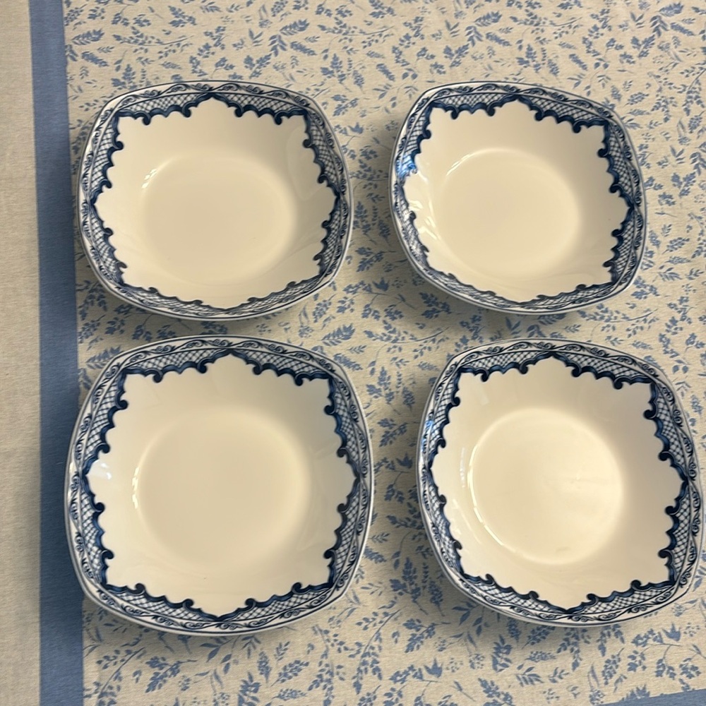 Ralph Lauren Blue and White Mandarin Square Bowls—Set of Four
